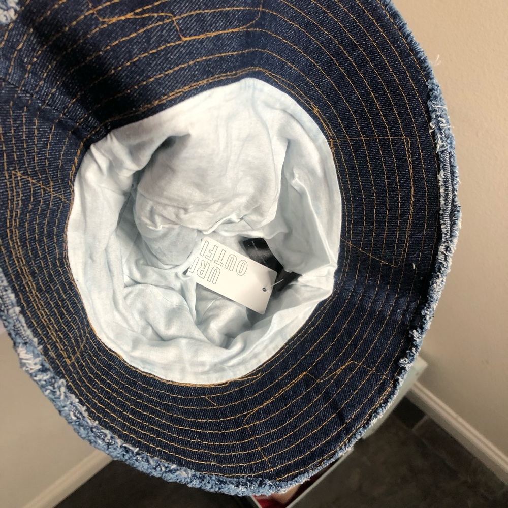 Urban Outfitters Patchwork Bucket Hat Blue Denim Canvas One Size Unisex NEW - Picture 5 of 6